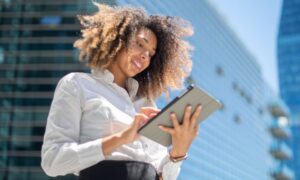 Botanical dry extract or botanical straight powder?